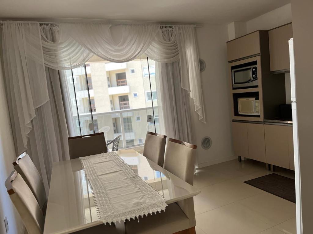 A 400m Do Mar Apartment Itapema